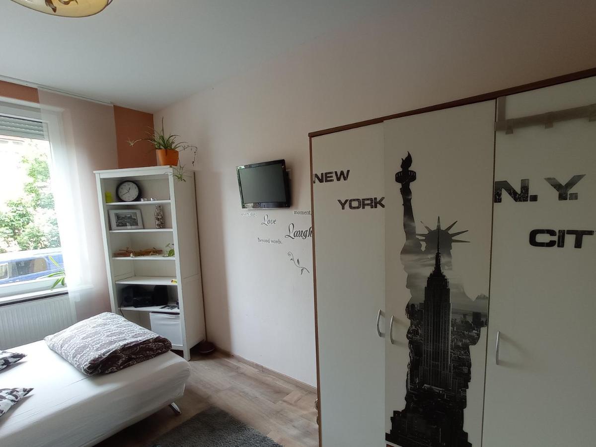 Rince Apartment Лар Екстериор снимка