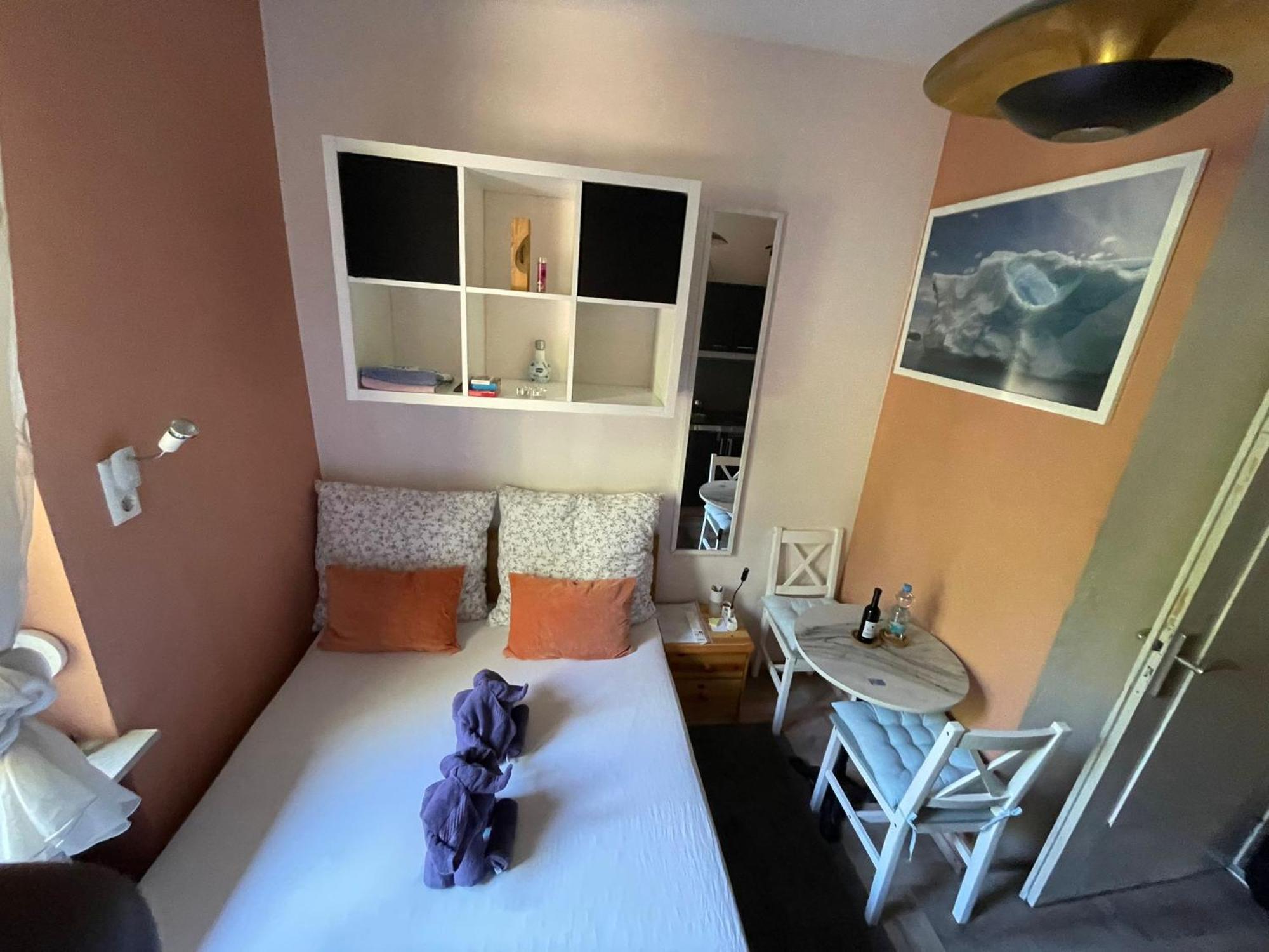 Rince Apartment Лар Стая снимка
